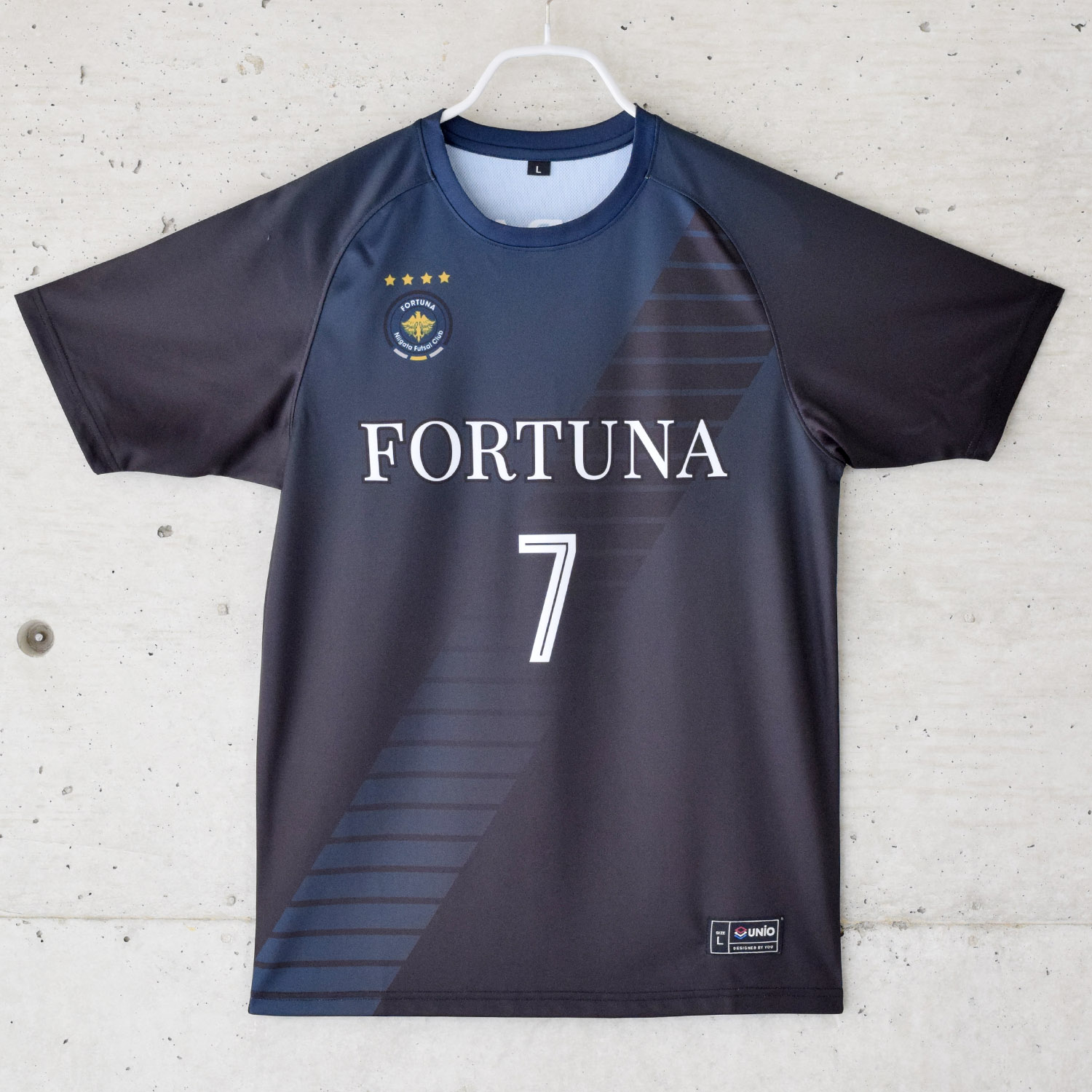 ゴールドエンブレムのグラデーションユニフォーム Color Palette サッカーユニフォーム フットサルユニフォーム Unio